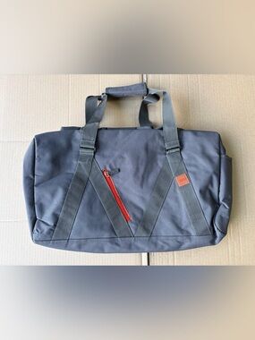 HUGO BOSS Travel Weekender/Gym Duffle Bag 20” Gray with Orange Acents